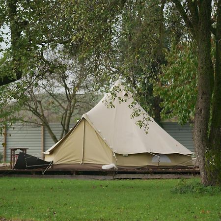 Belltent Savica Zagreb Buitenkant foto